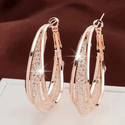 Aretes de Aro con Cristales Dorados - Diseño Trenzado Bañado en Plata para Mujer